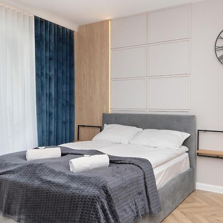 Elegant Studio For 2 People In Gdansk By Noclegi Renters Buitenkant foto